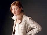 Julia Stiles