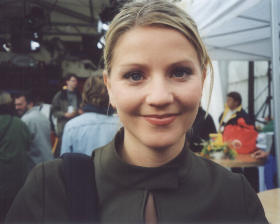 Aleksandra Bechtel wallpapers Aleksandra Bechtel