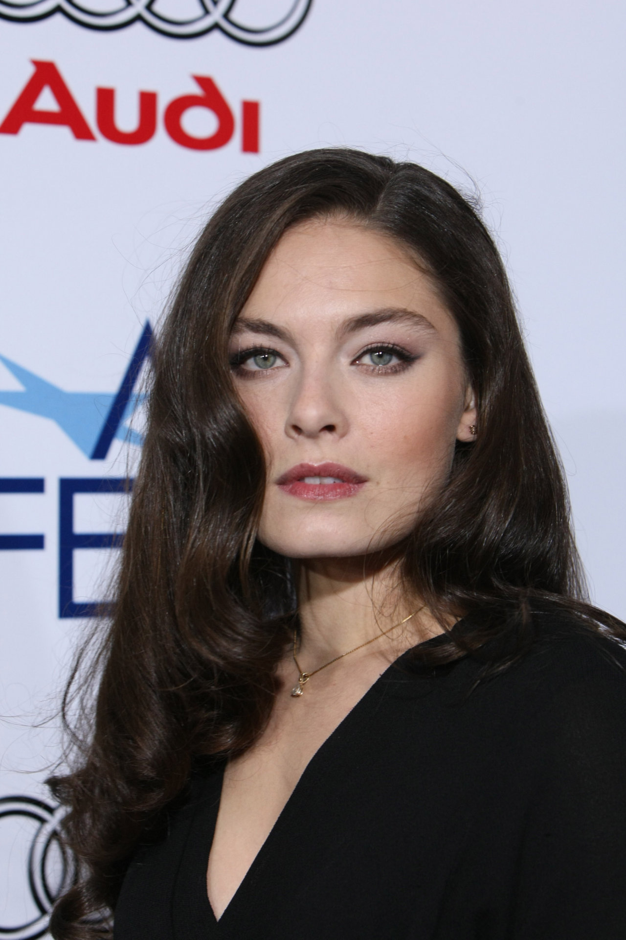 Alexa Davalos wallpapers Alexa Davalos