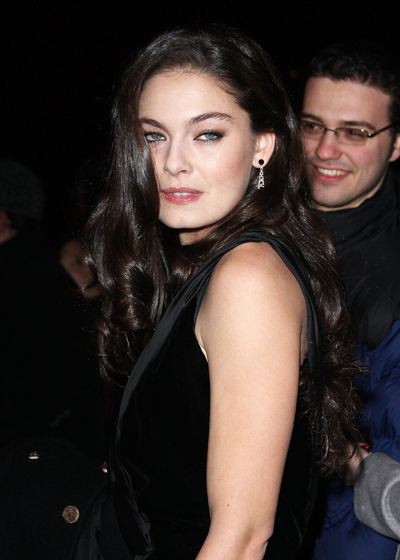 Alexa Davalos