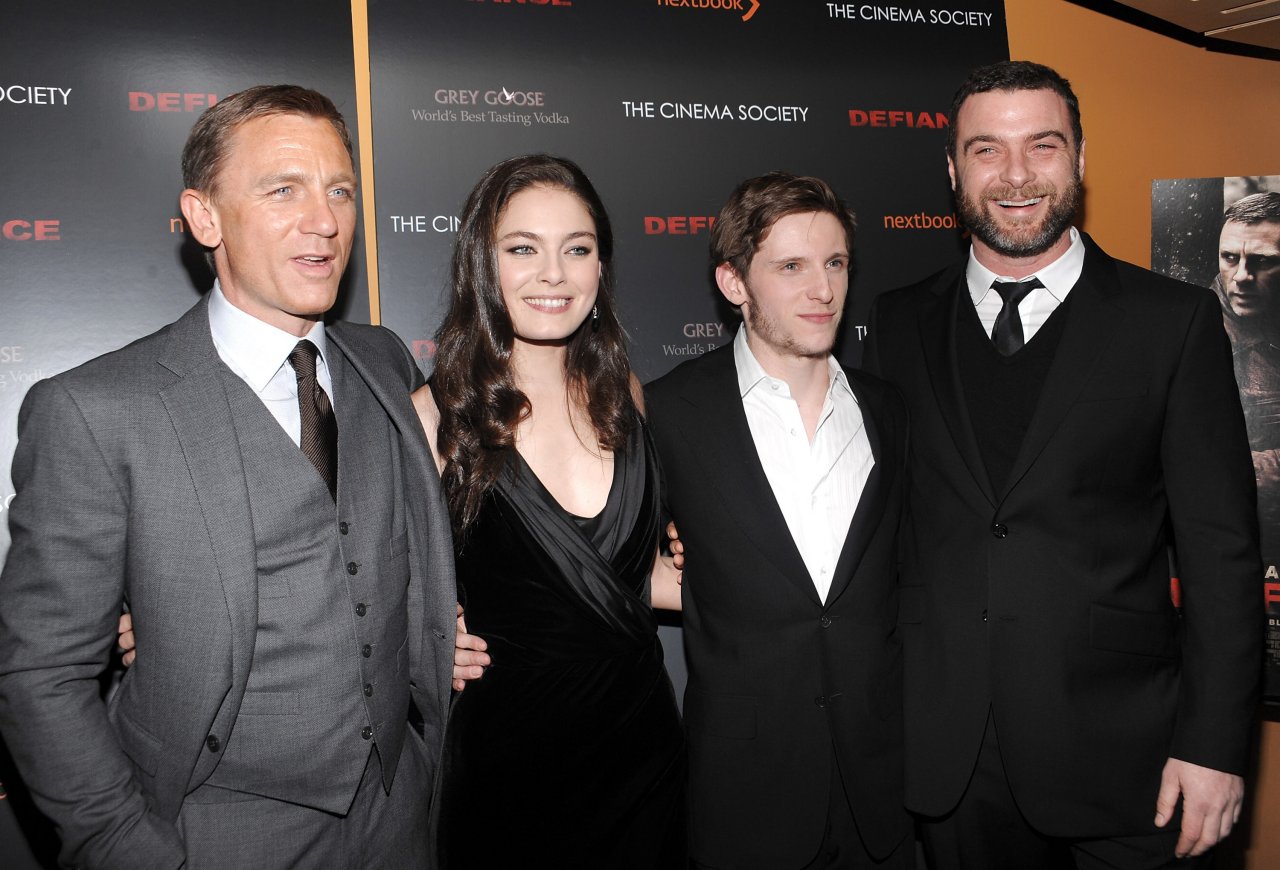 Alexa Davalos wallpapers Alexa Davalos