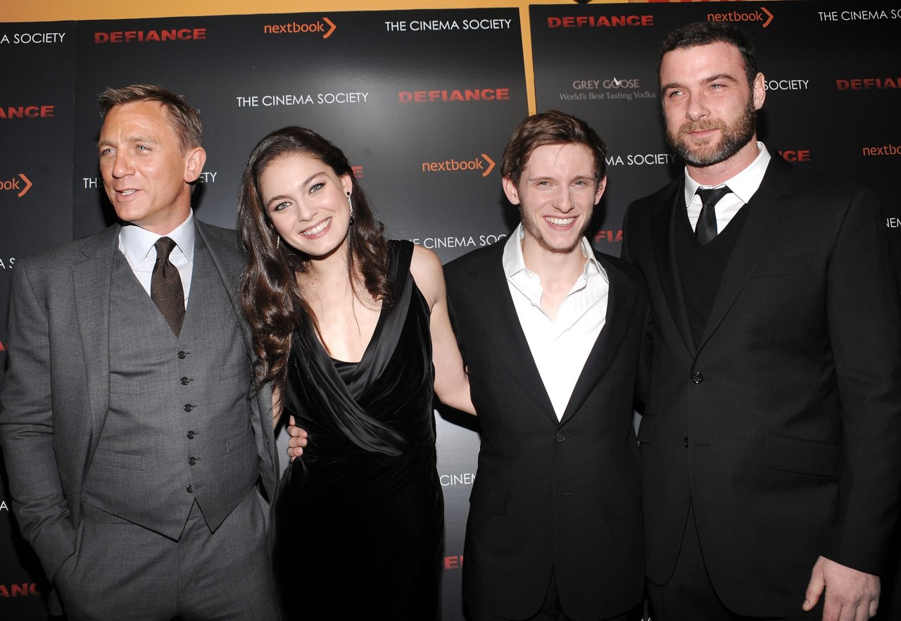 Alexa Davalos wallpapers Alexa Davalos