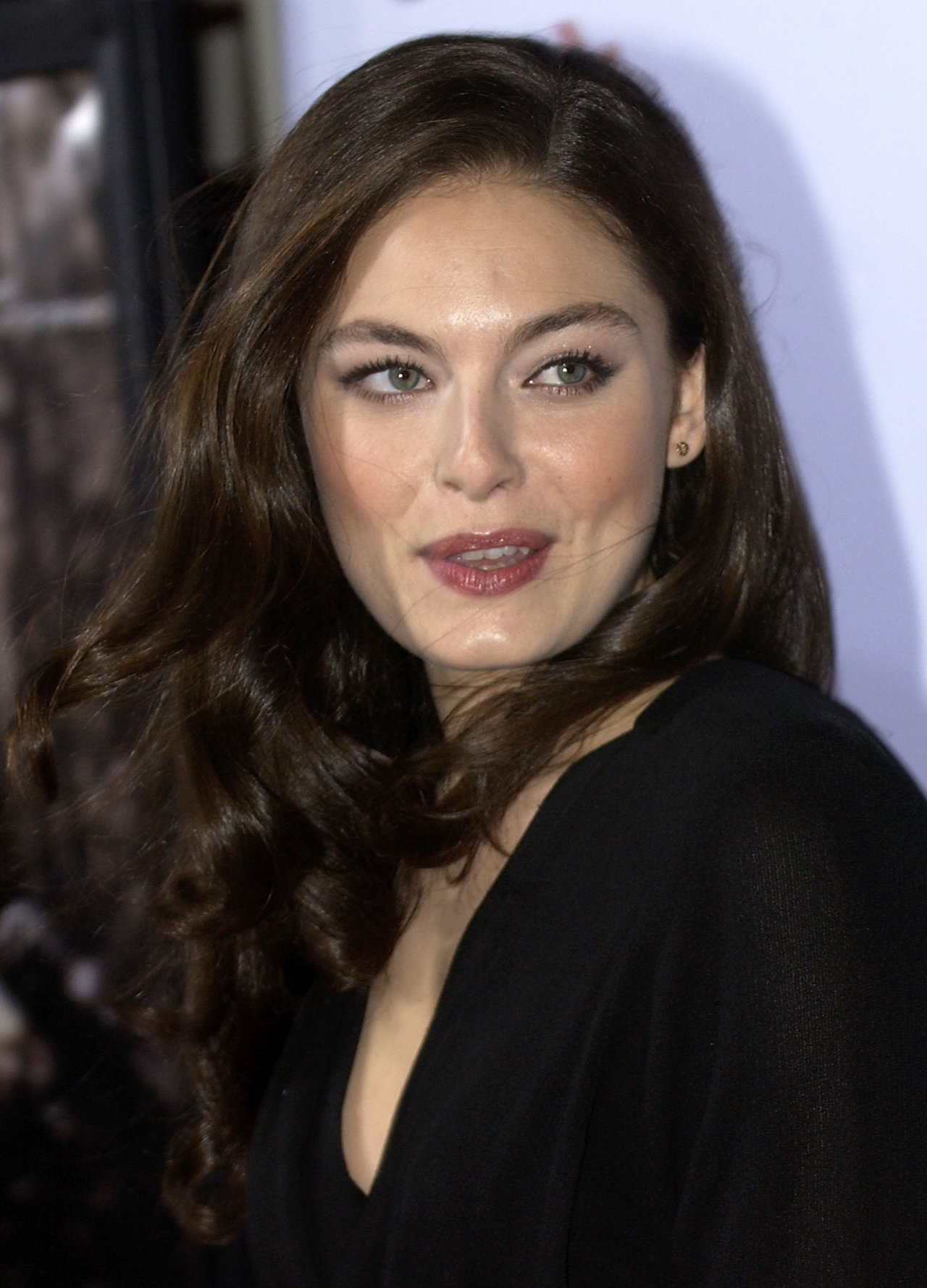 Alexa Davalos