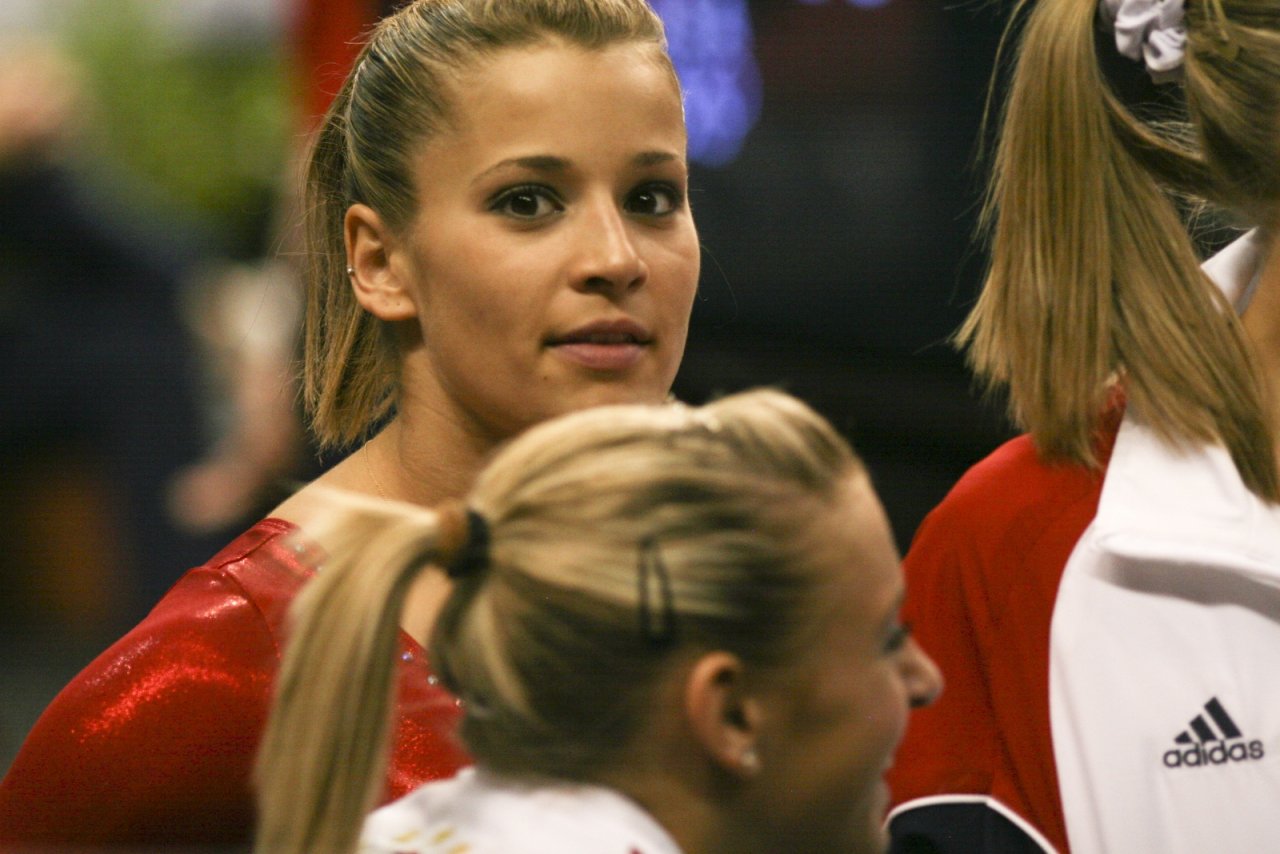 Alicia Sacramone wallpapers Alicia Sacramone