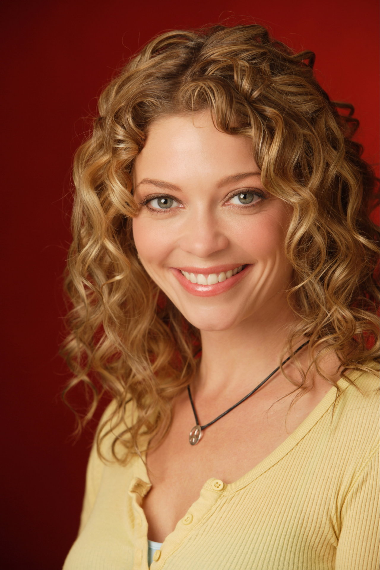 Amanda Detmer wallpapers Amanda Detmer