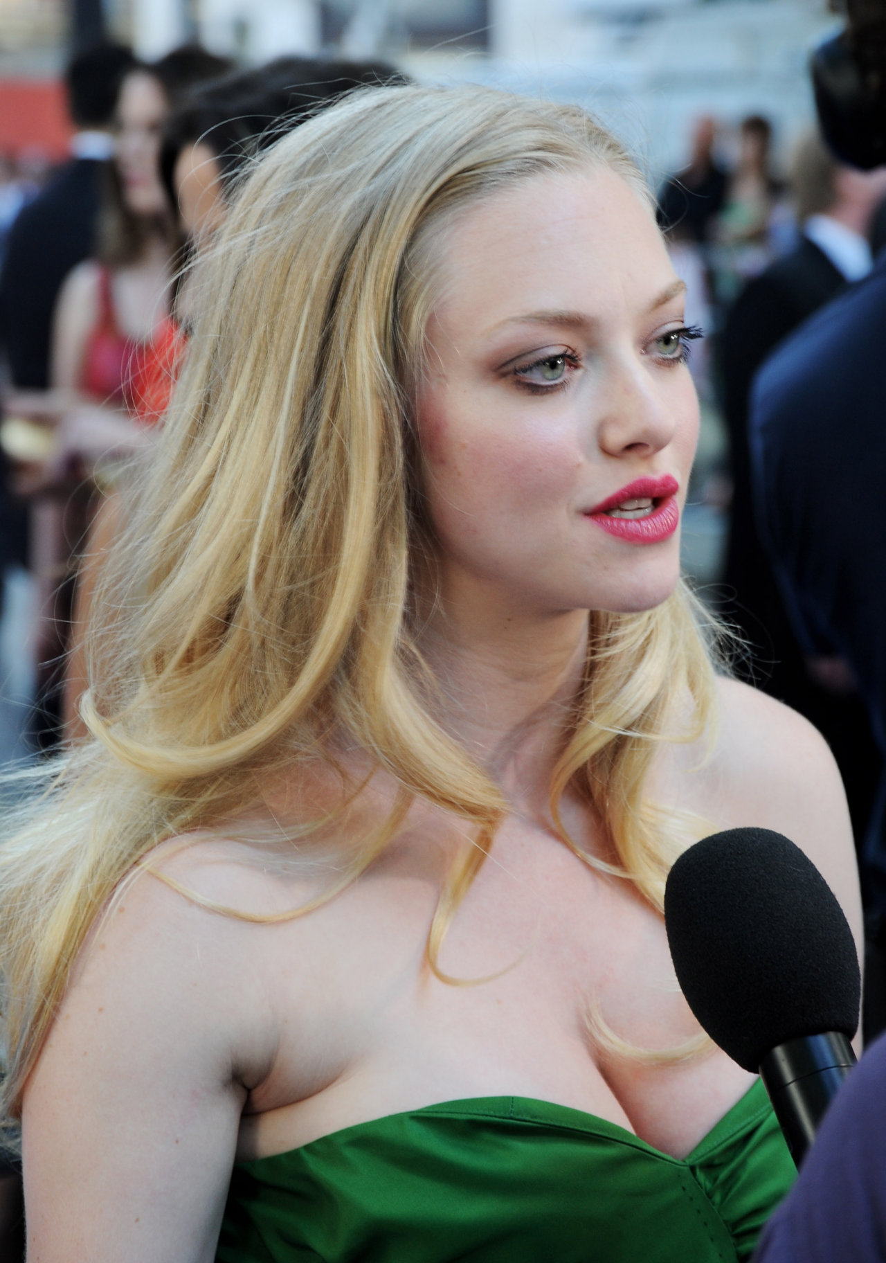 Amanda Seyfried wallpapers Amanda Seyfried