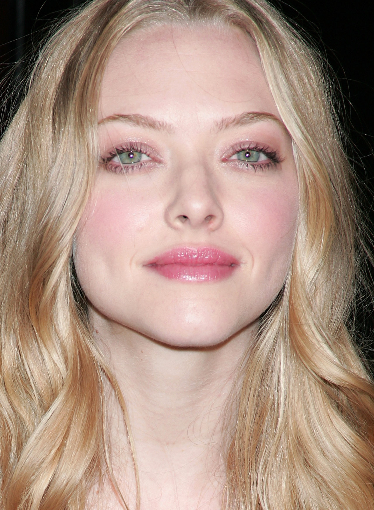 Amanda Seyfried wallpapers Amanda Seyfried