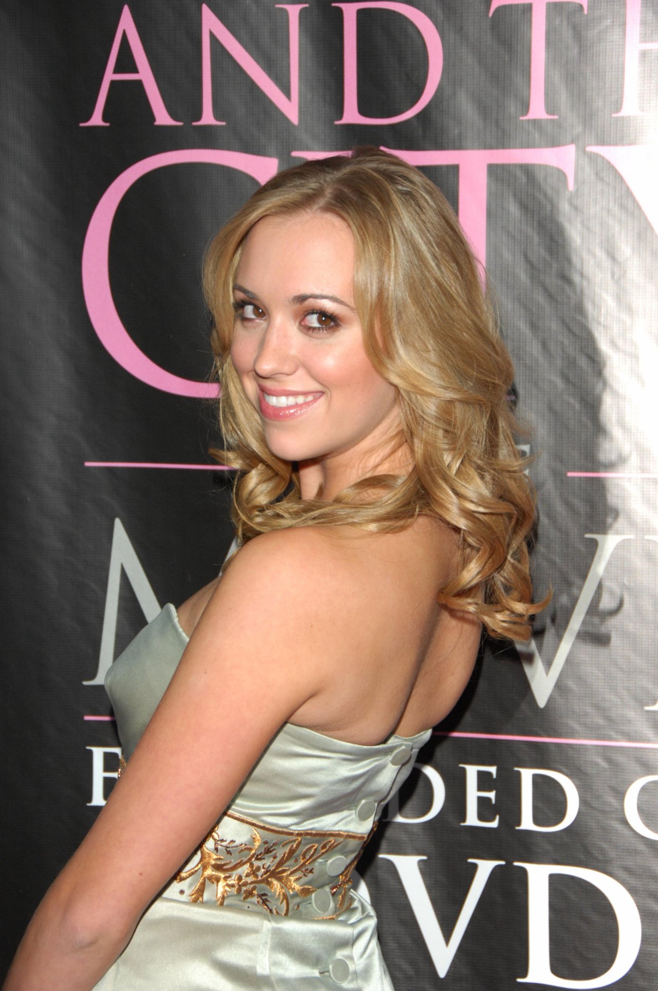 Andrea Bowen