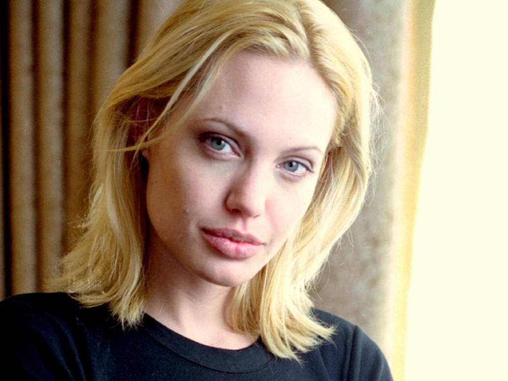 Angelina Jolie wallpapers Angelina Jolie