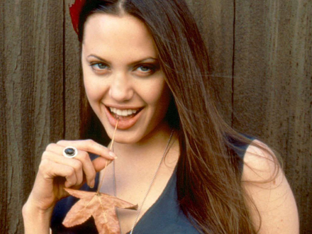 Angelina Jolie wallpapers Angelina Jolie