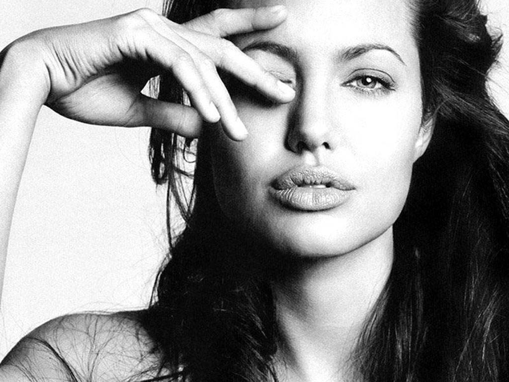 Angelina Jolie