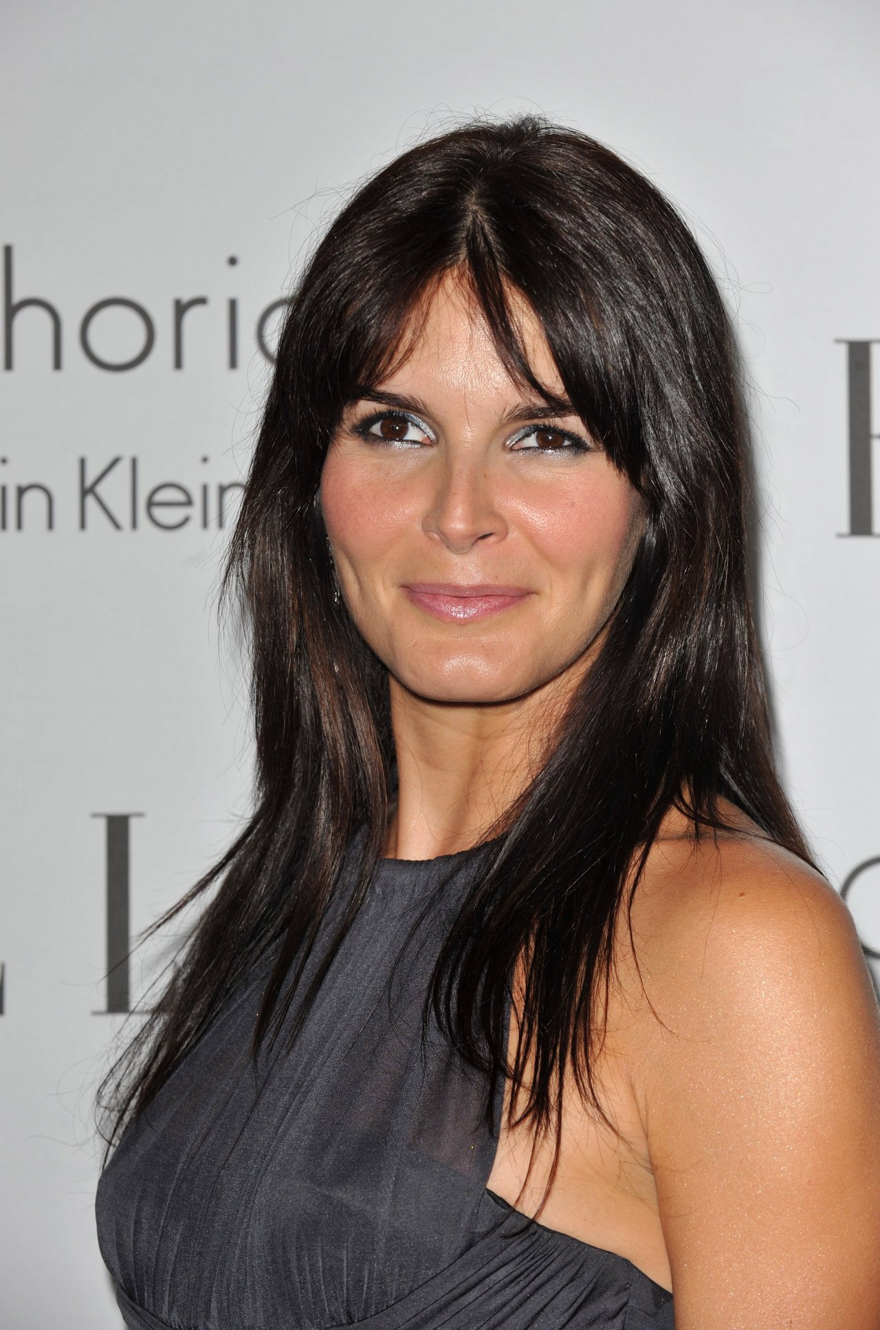 Angie Harmon wallpapers Angie Harmon