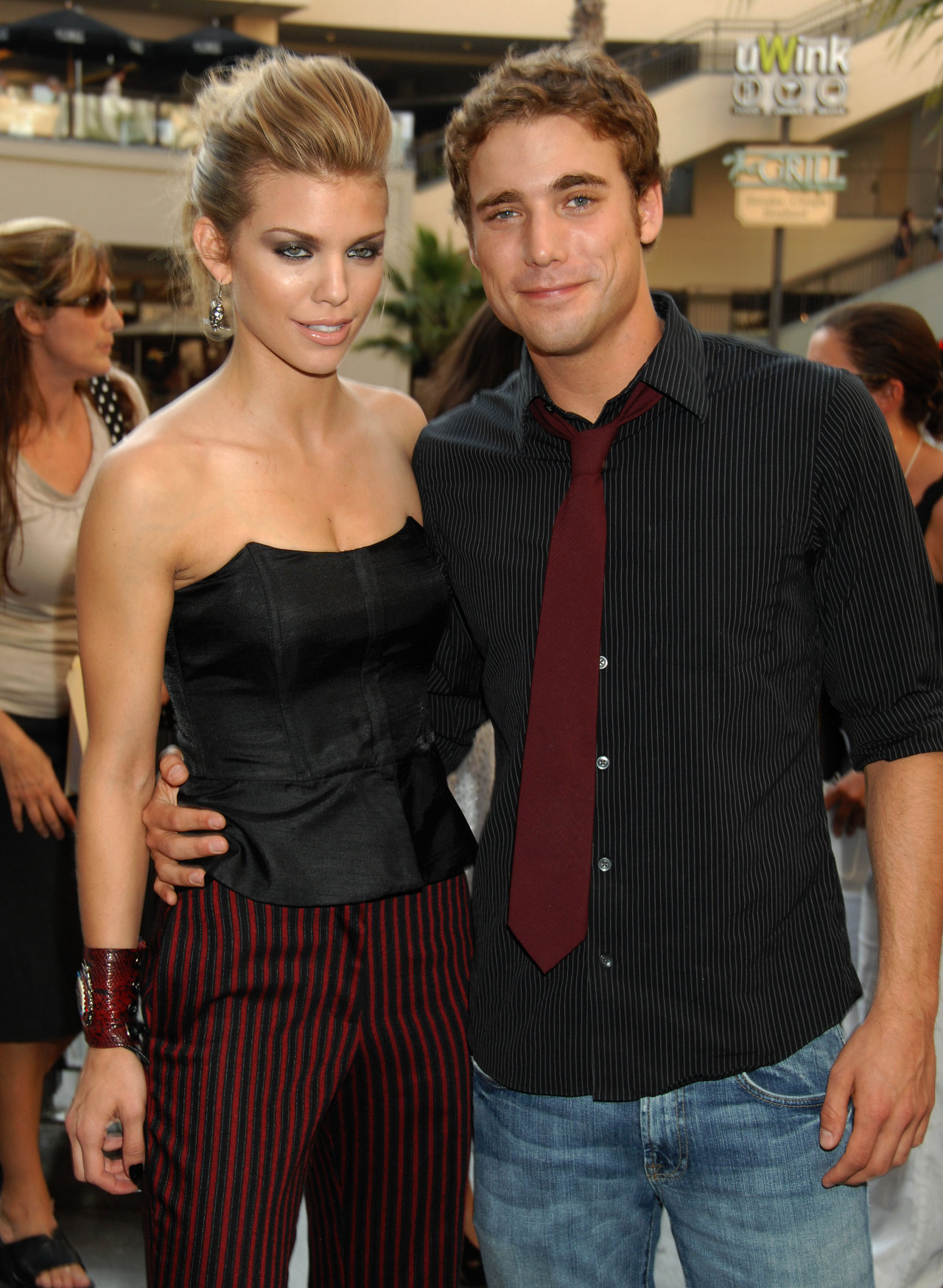 AnnaLynne McCord wallpapers AnnaLynne McCord