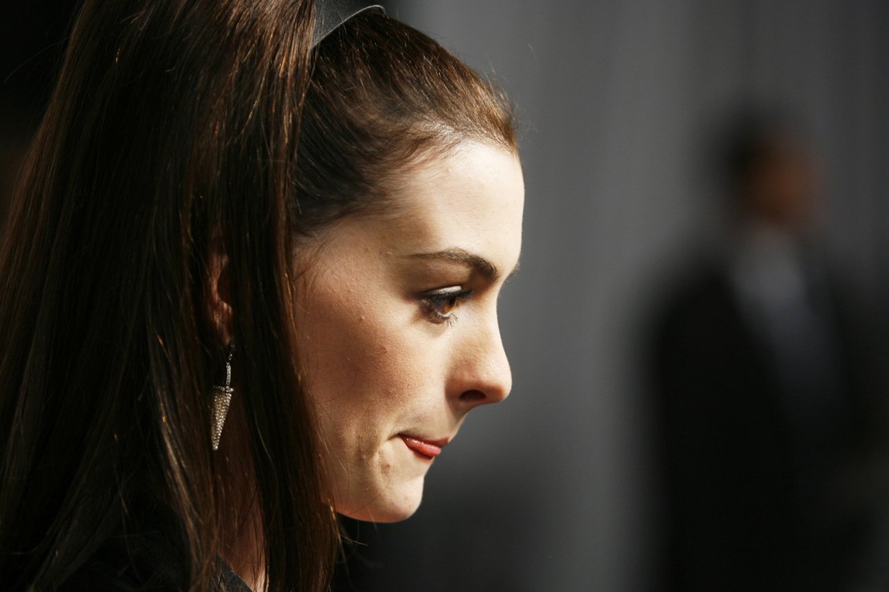 Anne Hathaway wallpapers Anne Hathaway