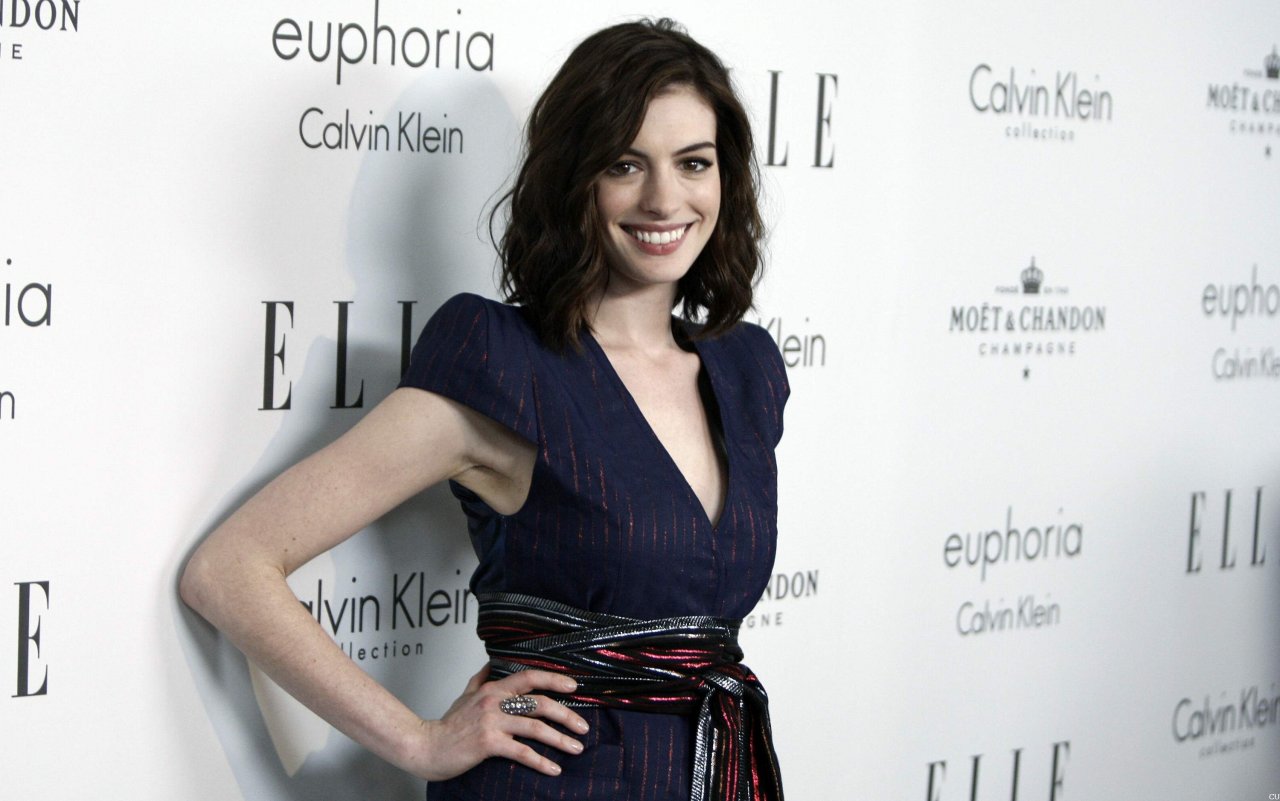 Anne Hathaway