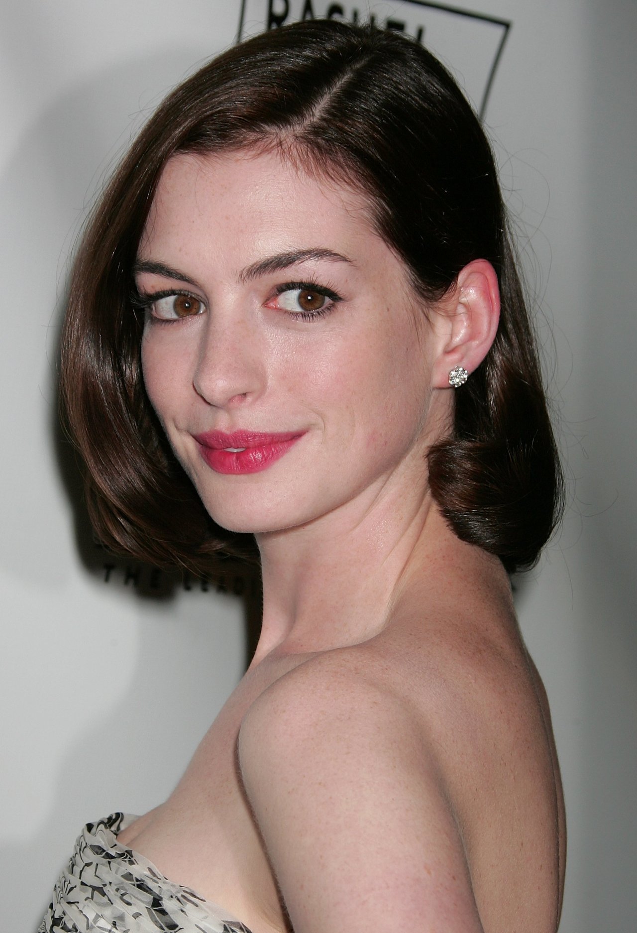 Anne Hathaway