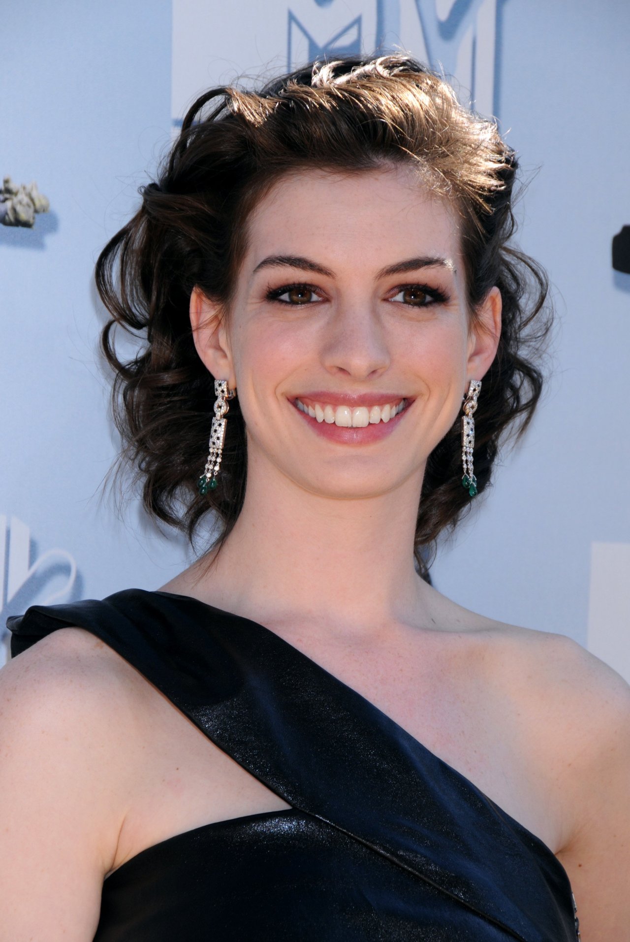 Anne Hathaway