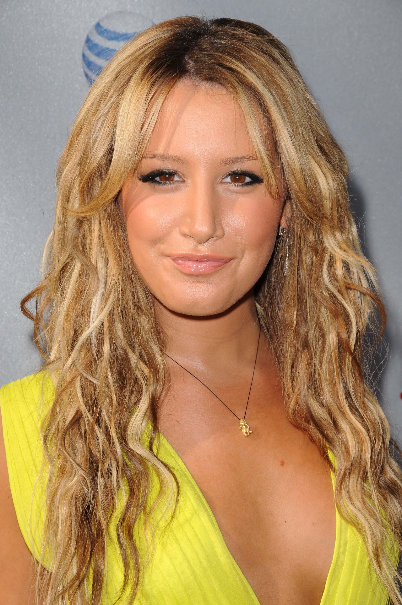 Ashley Tisdale wallpapers Ashley Tisdale