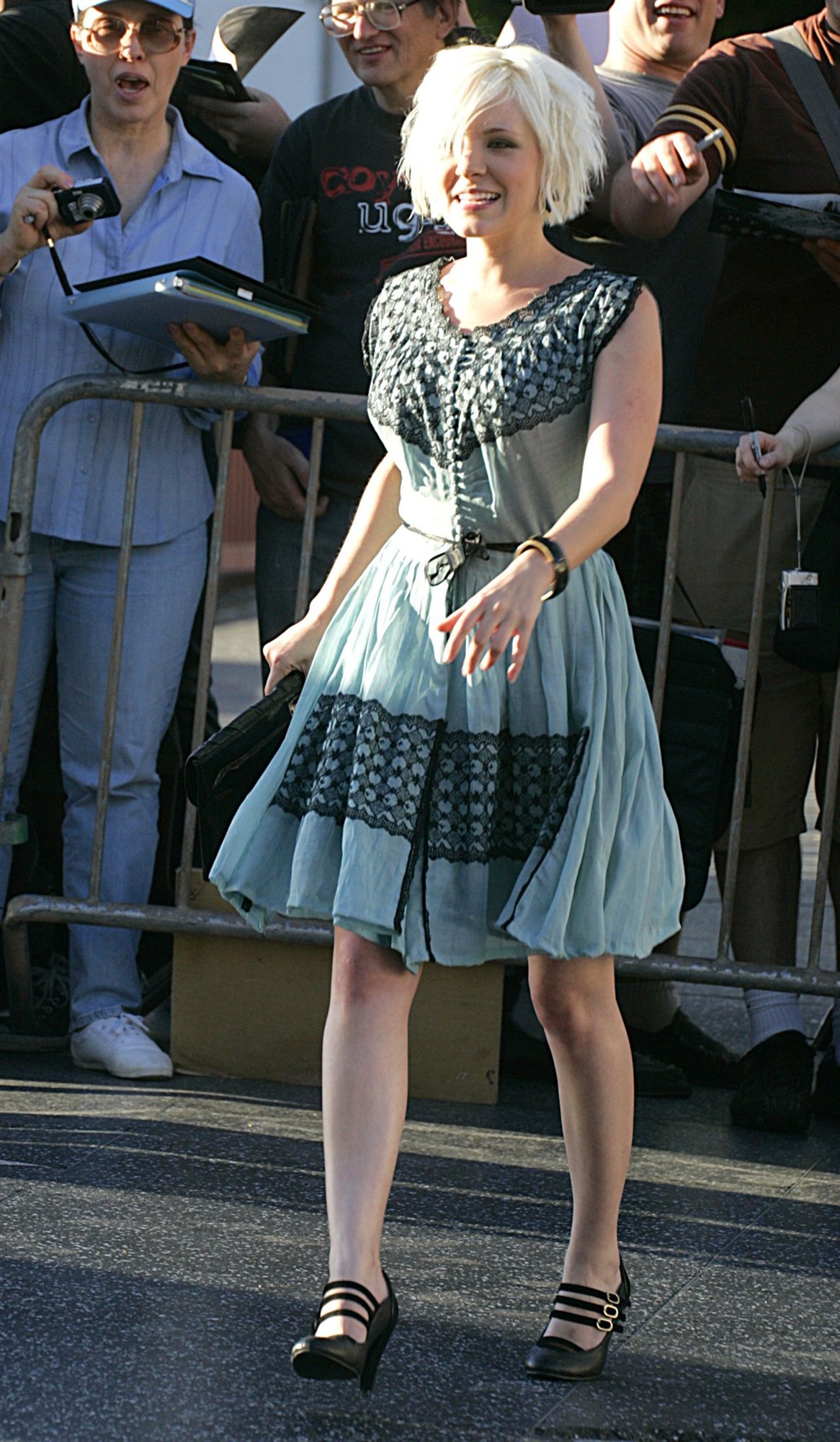 Brea Grant wallpapers Brea Grant