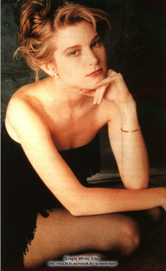Bridget Fonda wallpapers Bridget Fonda
