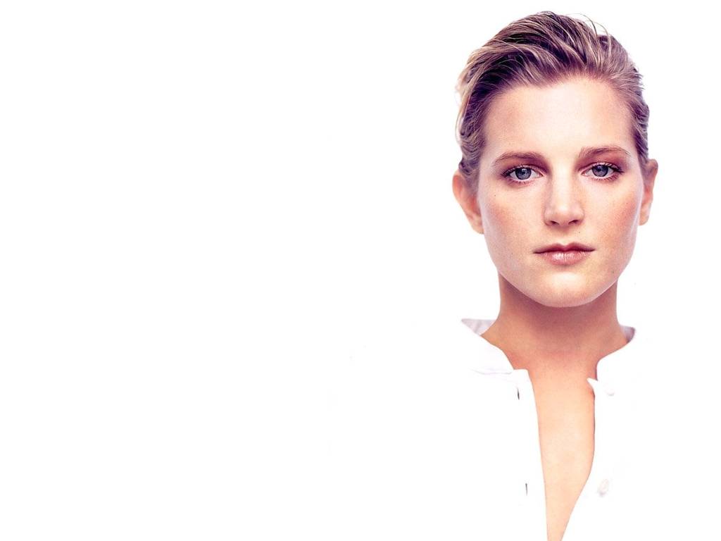 Bridget Fonda wallpapers Bridget Fonda
