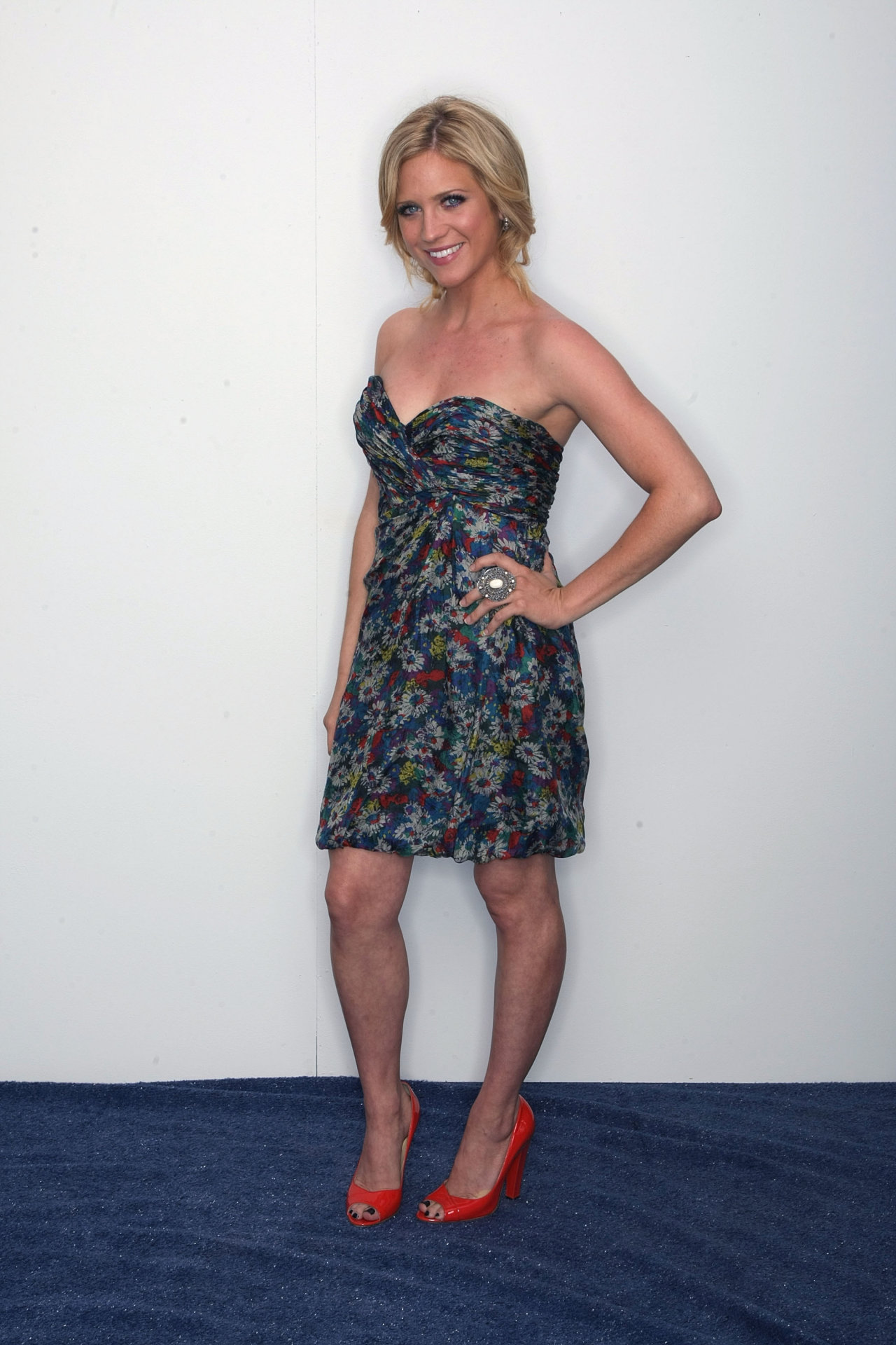Brittany Snow wallpapers Brittany Snow