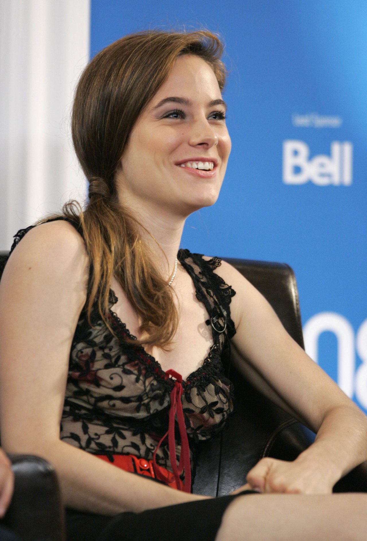 Caroline Dhavernas wallpapers Caroline Dhavernas