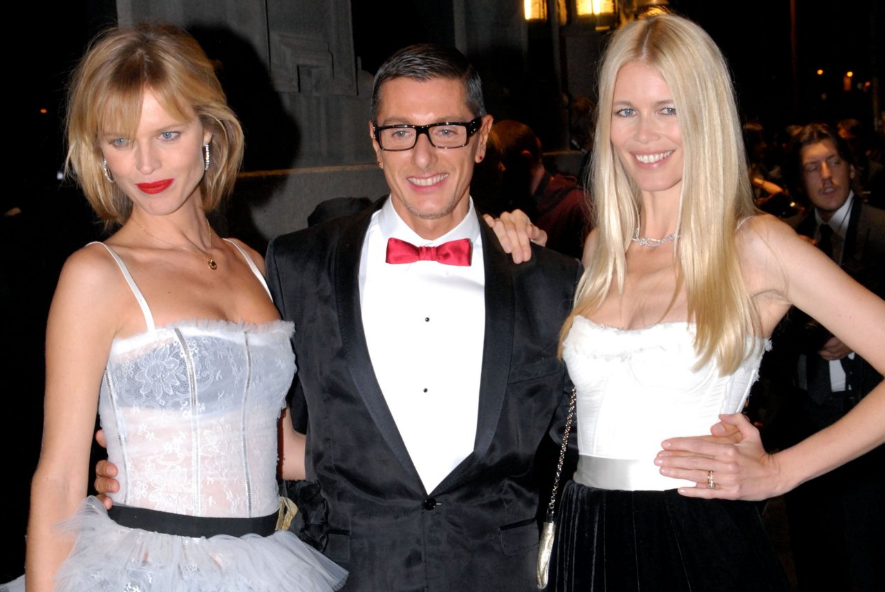 Claudia Schiffer wallpapers Claudia Schiffer