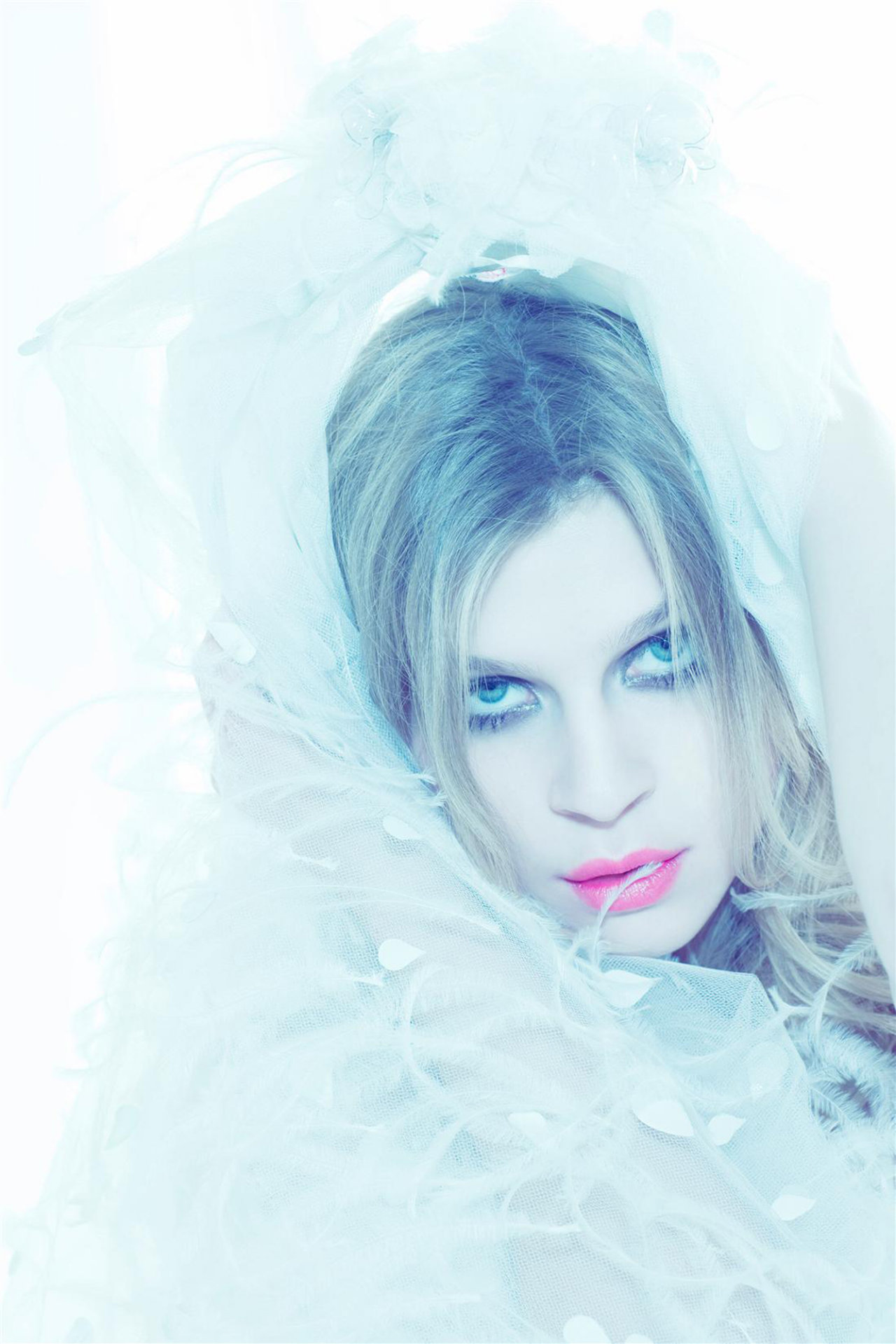Clemence Poesy wallpapers Clemence Poesy