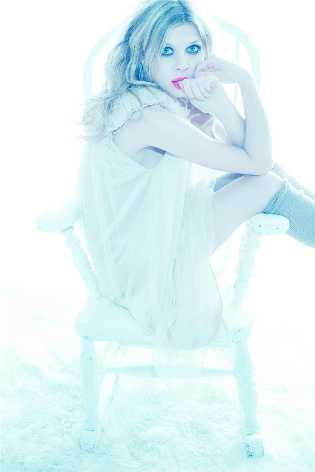 Clemence Poesy wallpapers Clemence Poesy