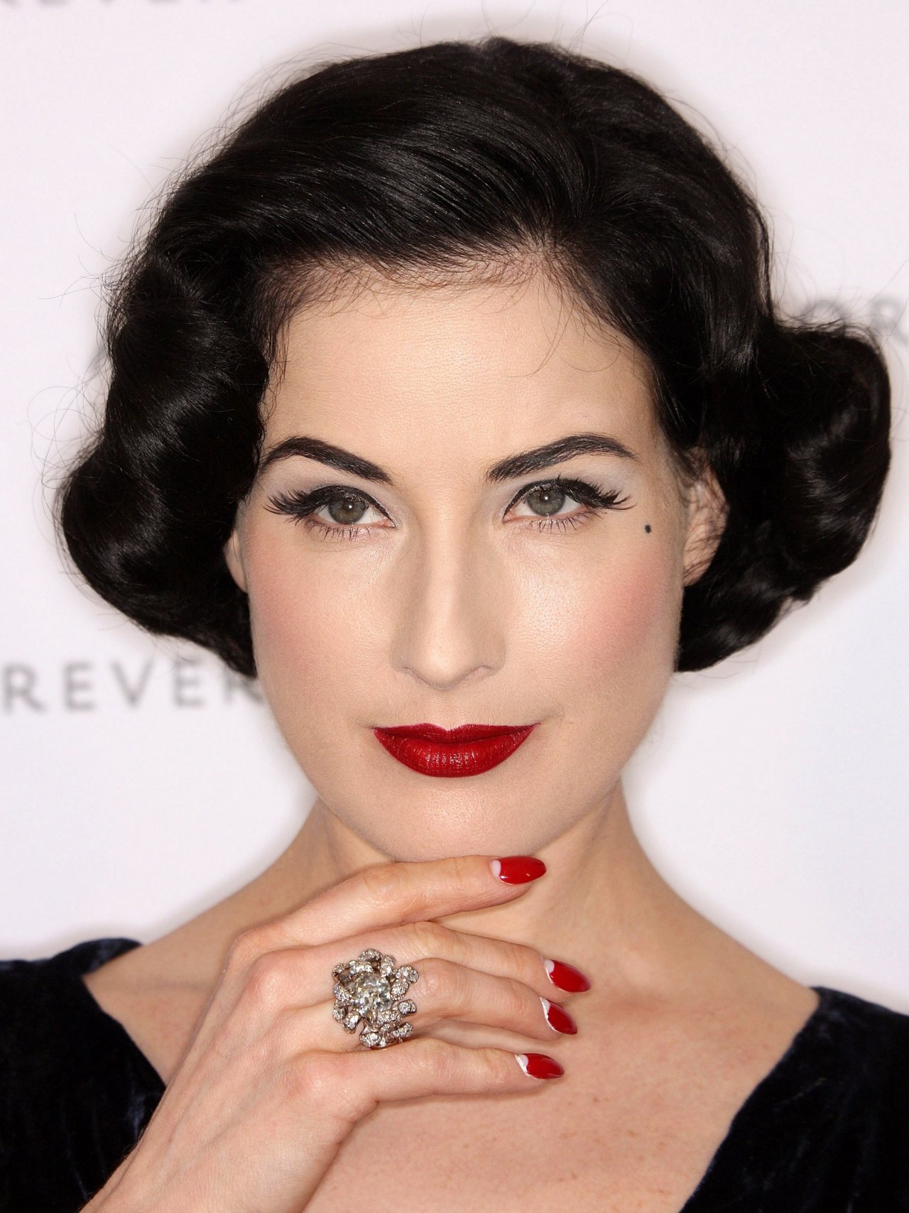 Dita von Teese wallpapers Dita von Teese