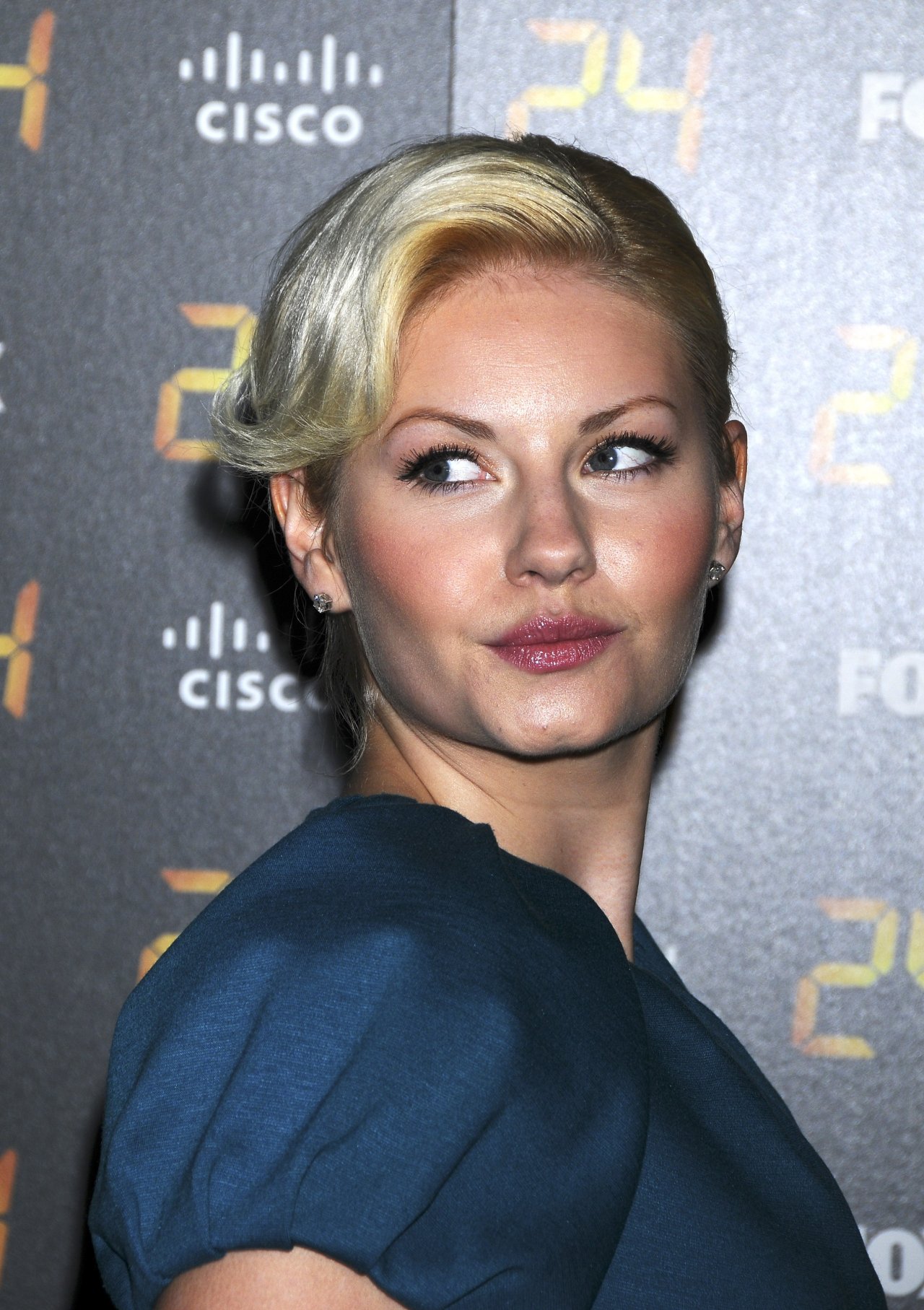 Elisha Cuthbert