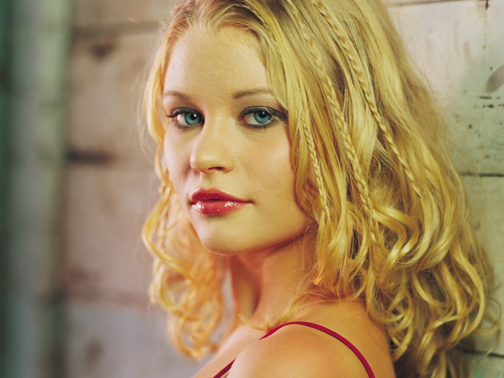 Emilie de Ravin