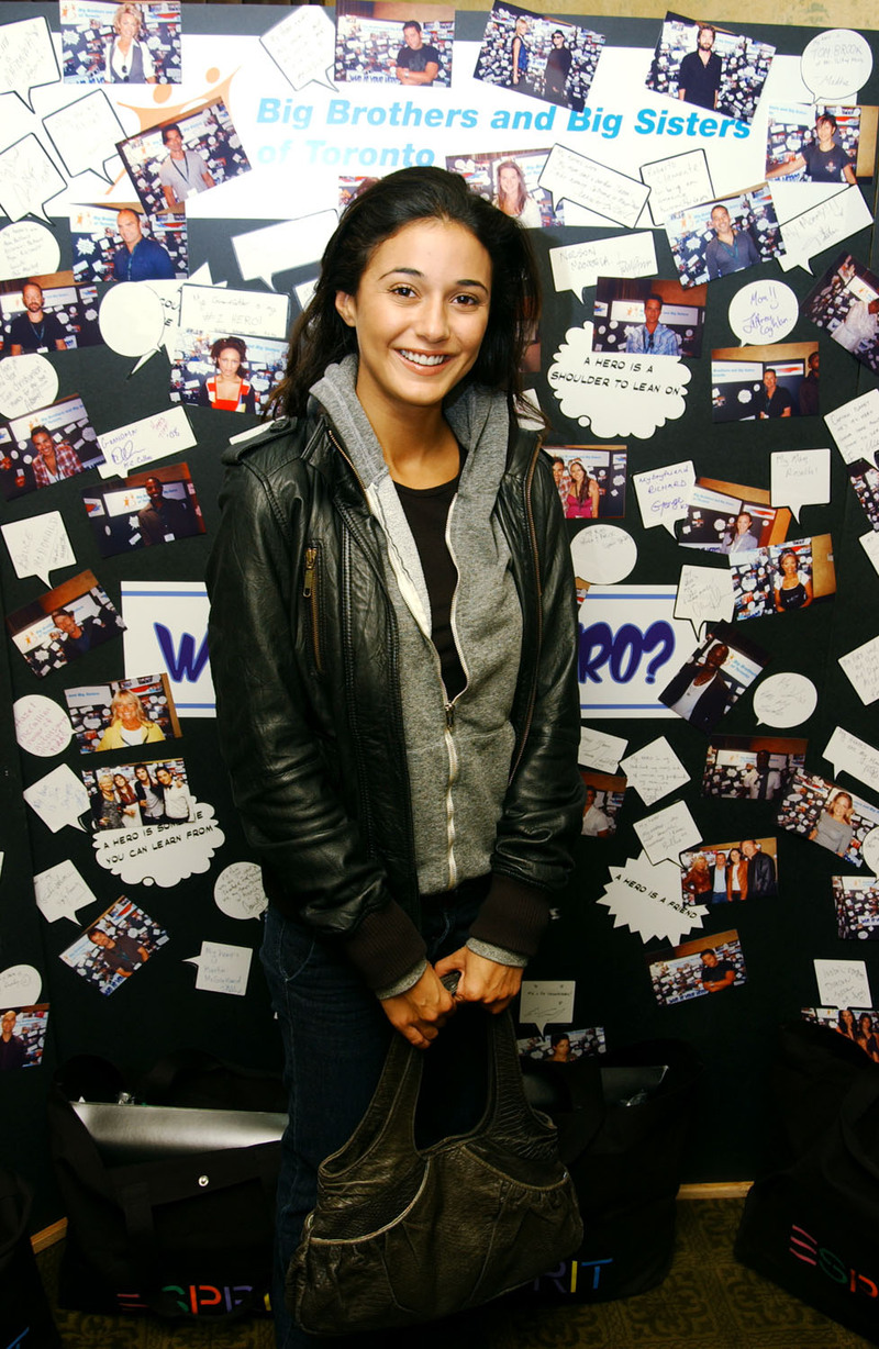 Emmanuelle Chriqui wallpapers Emmanuelle Chriqui