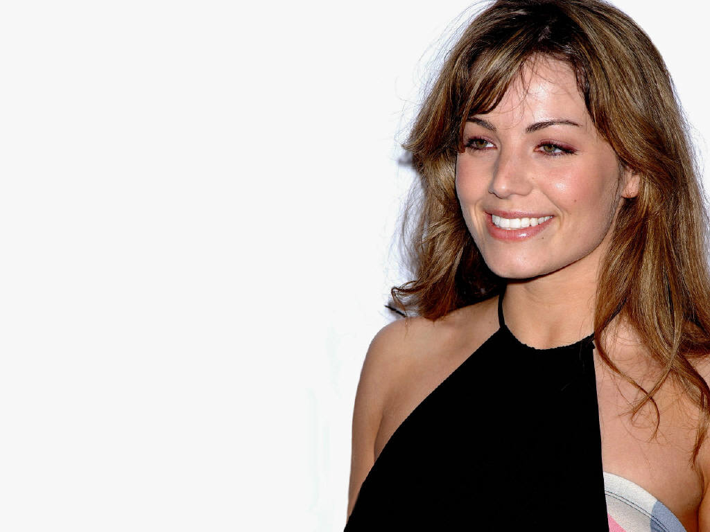 Erica Durance wallpapers Erica Durance
