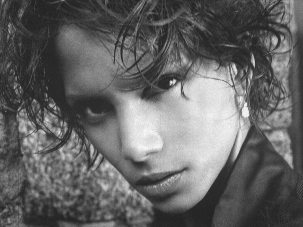 Halle Berry wallpapers Halle Berry