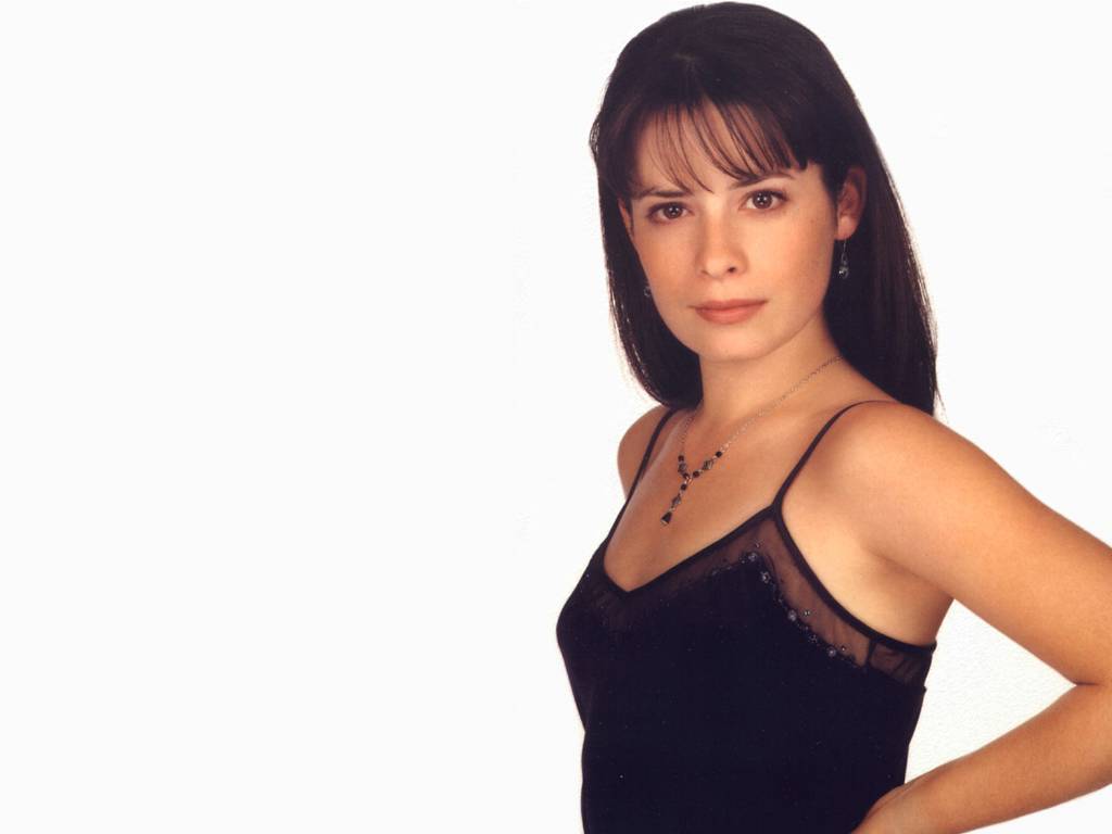 Holly Marie Combs wallpapers Holly Marie Combs