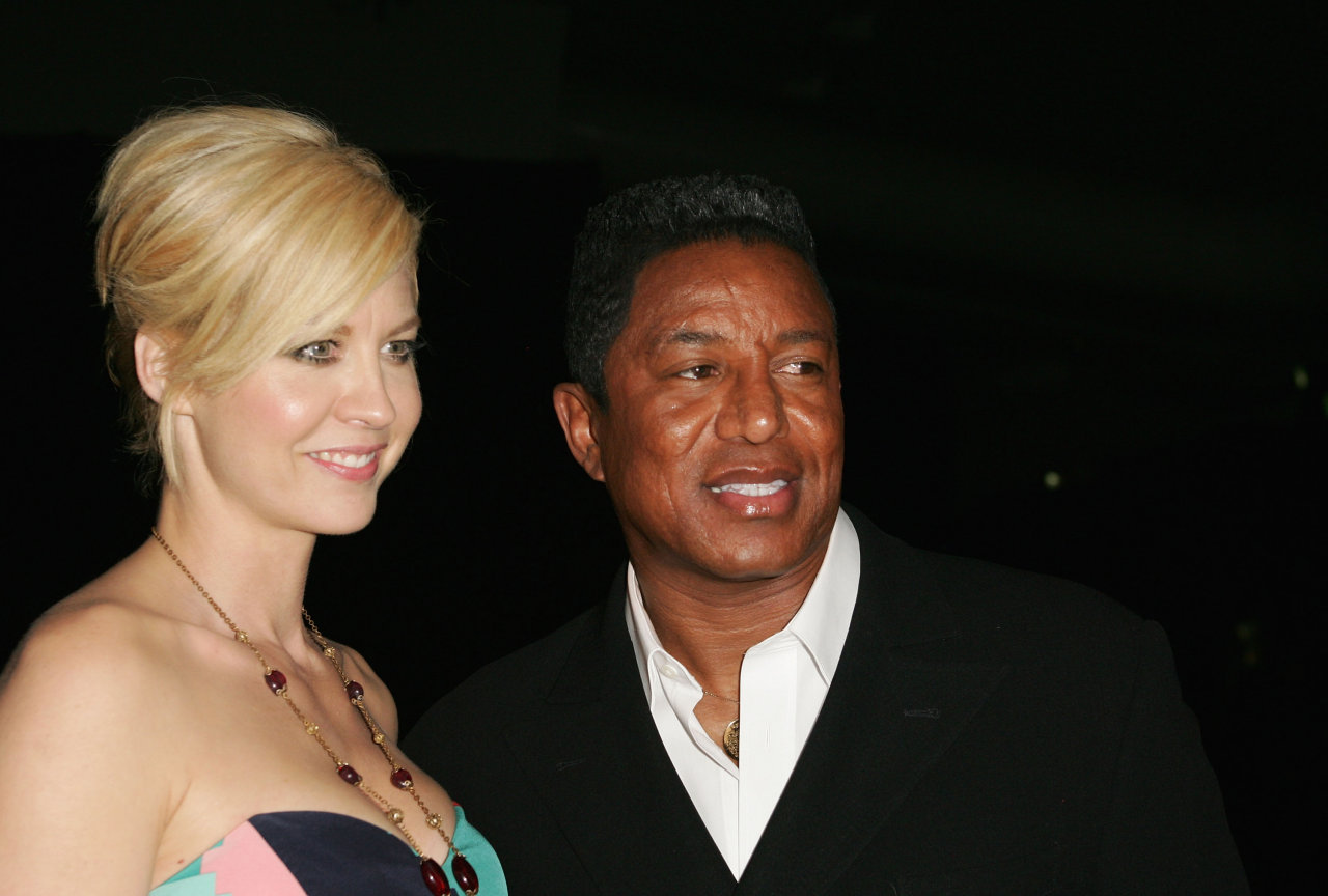 Jenna Elfman wallpapers Jenna Elfman