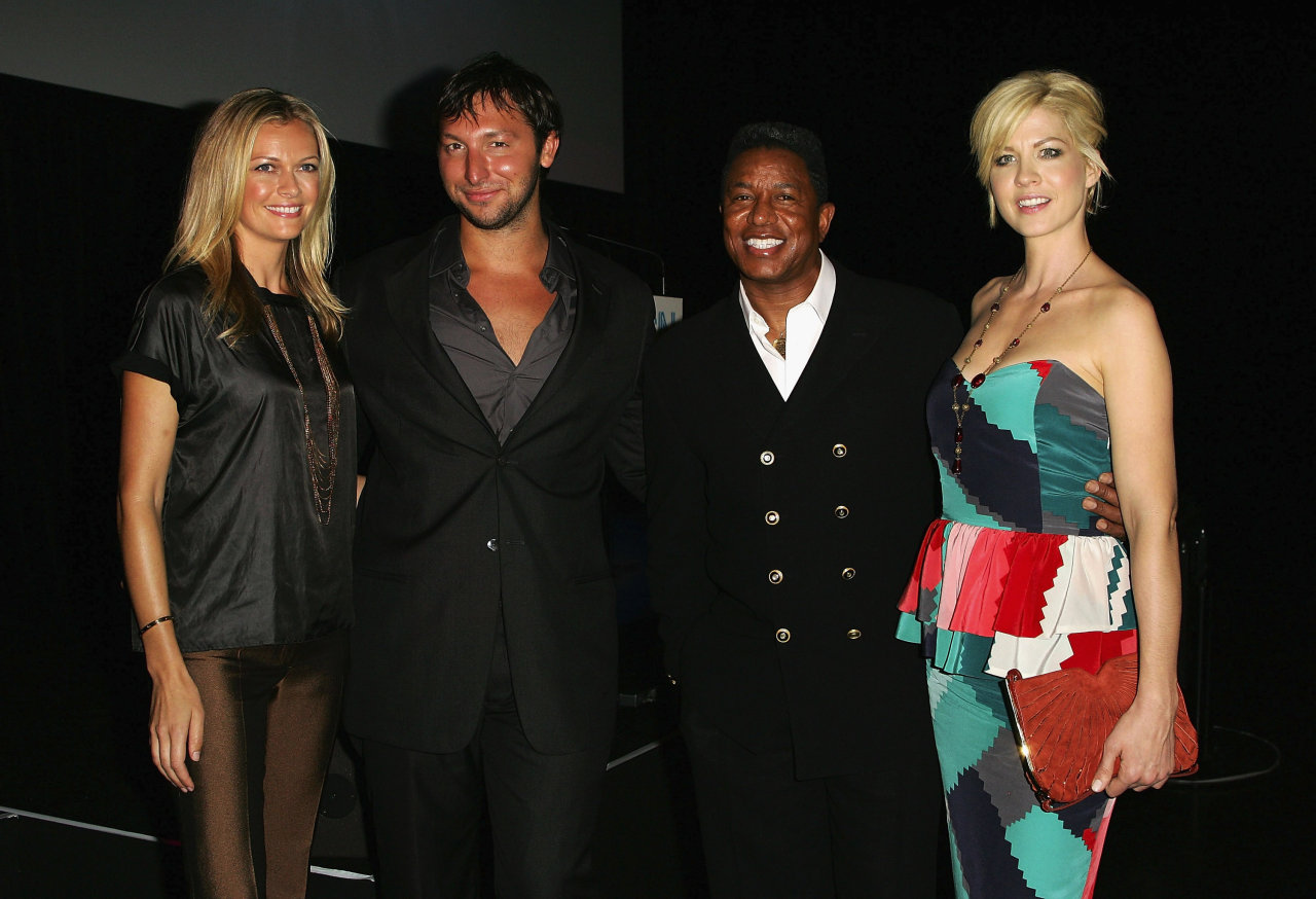 Jenna Elfman wallpapers Jenna Elfman
