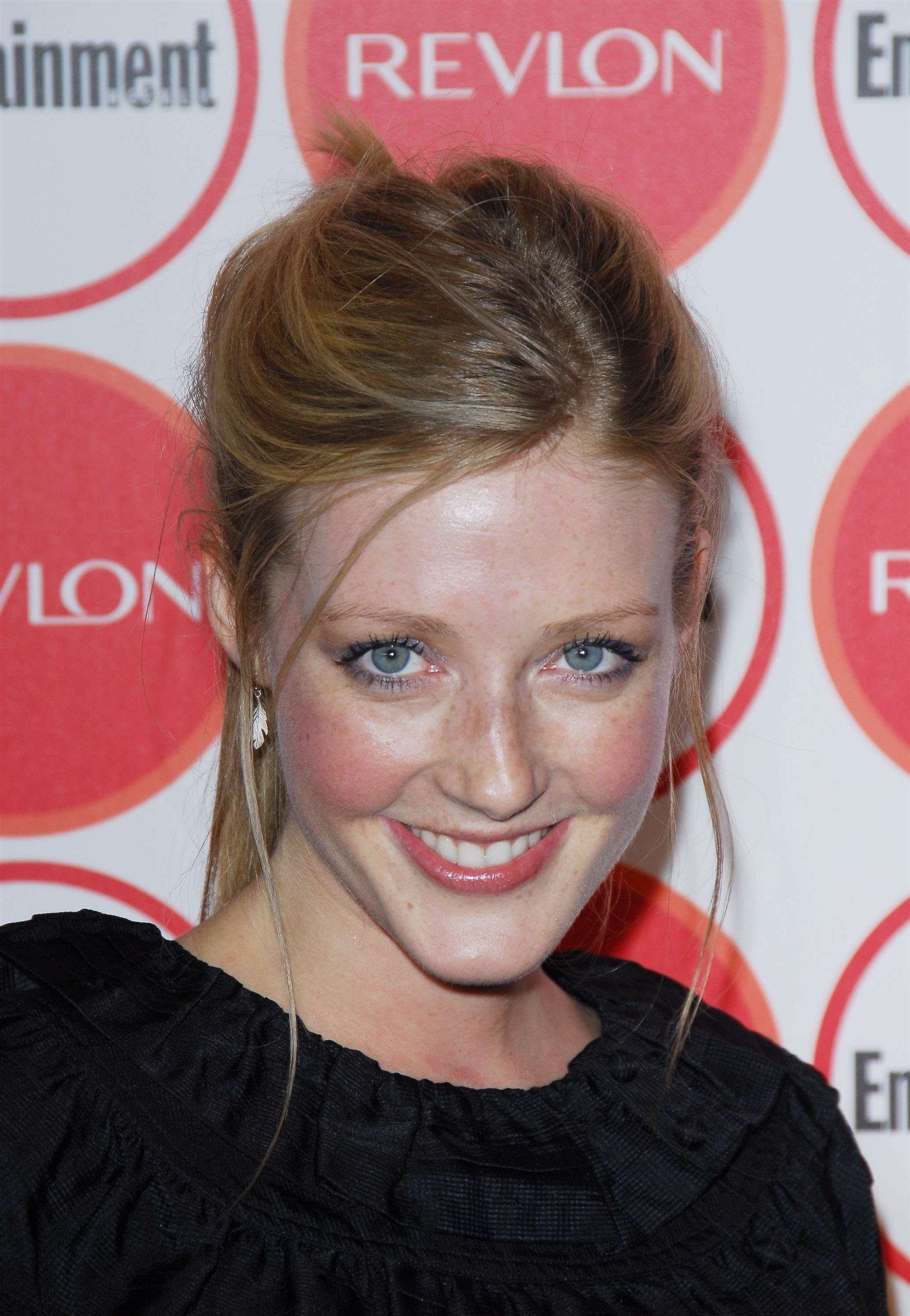 Jennifer Finnigan