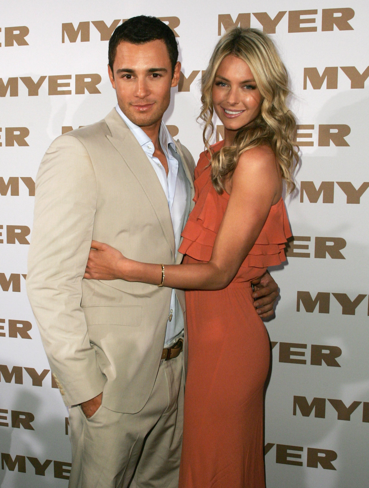 Jennifer Hawkins wallpapers Jennifer Hawkins
