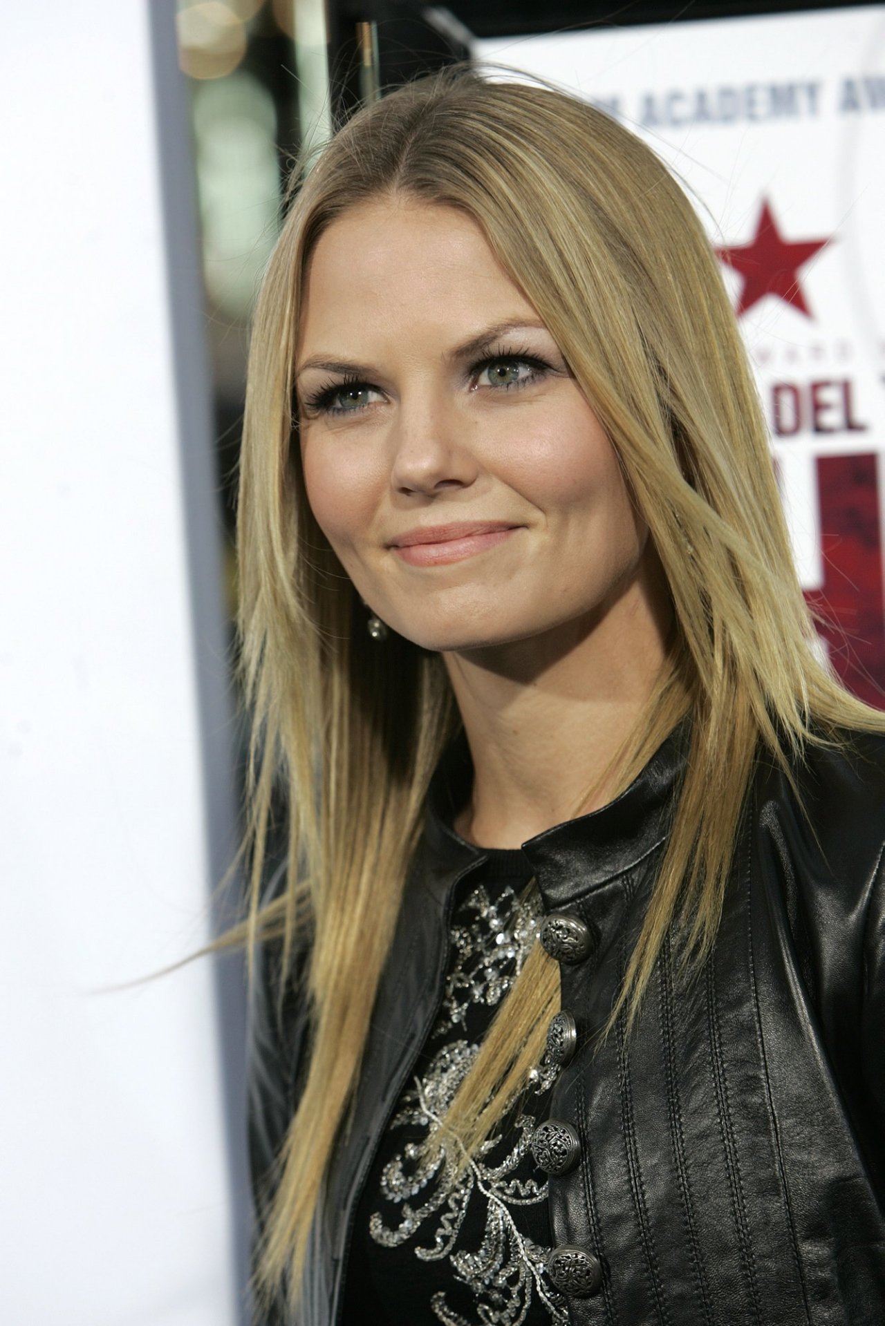 Jennifer Morrison wallpapers Jennifer Morrison