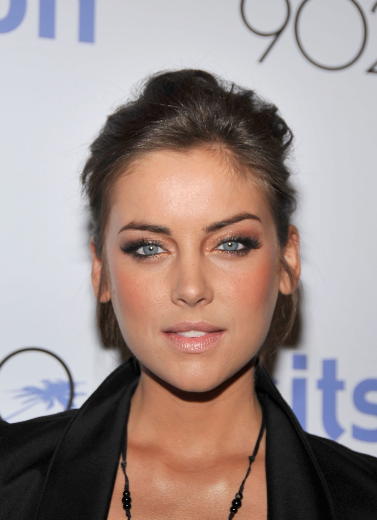 Jessica Stroup wallpapers Jessica Stroup