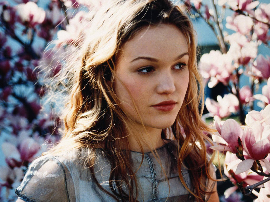 Julia Stiles