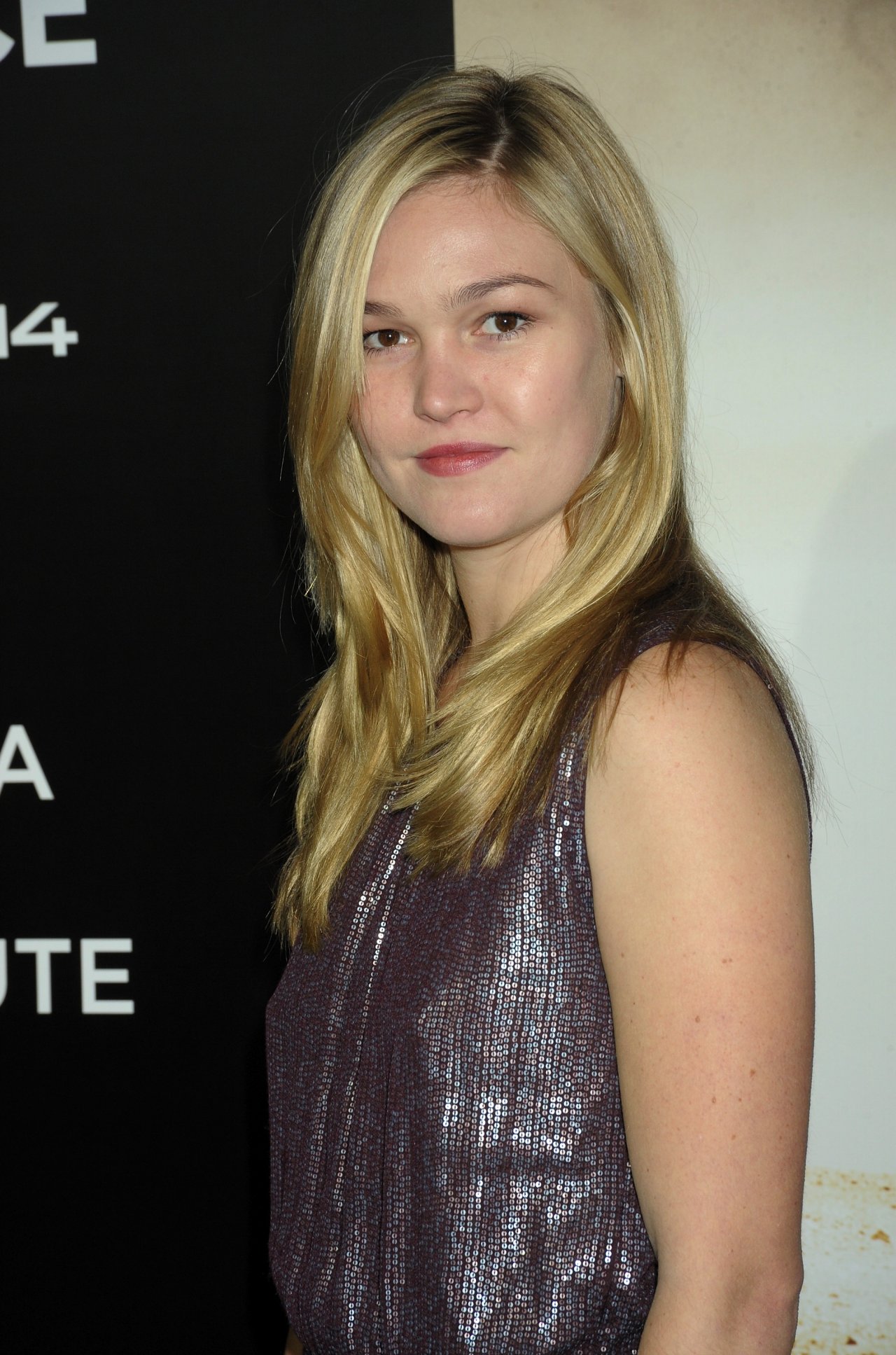 Julia Stiles wallpapers Julia Stiles