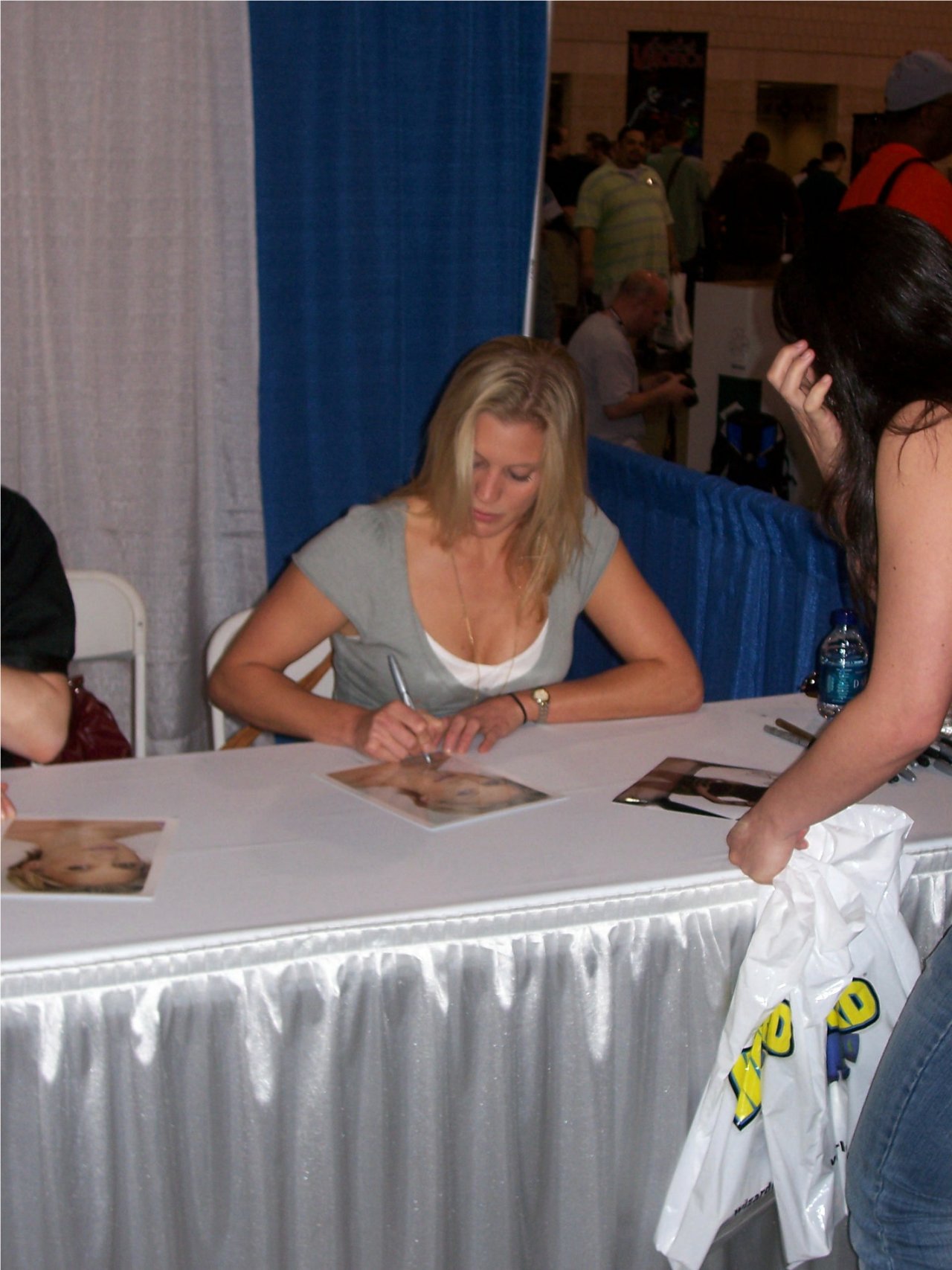 Katee Sackhoff wallpapers Katee Sackhoff