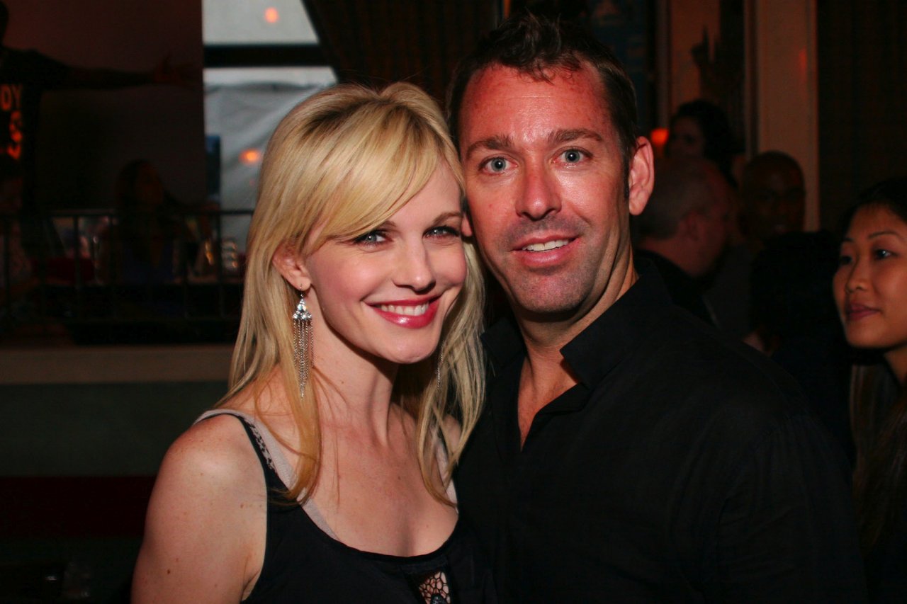 Kathryn Morris wallpapers Kathryn Morris