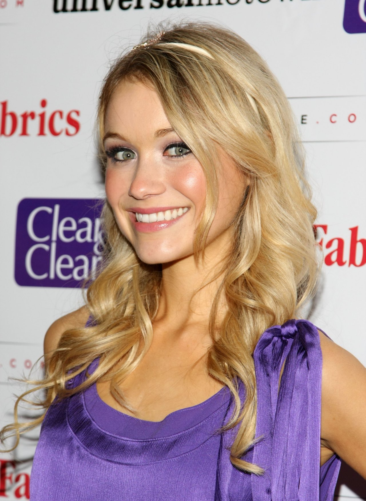 Katrina Bowden wallpapers Katrina Bowden
