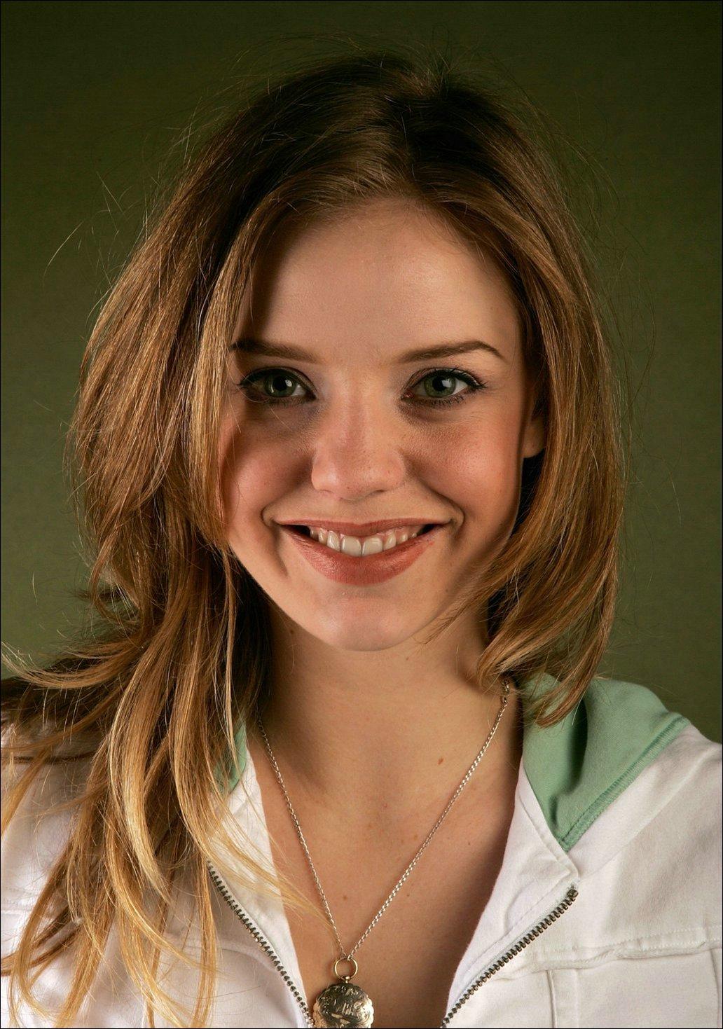 Kelli Garner wallpapers Kelli Garner