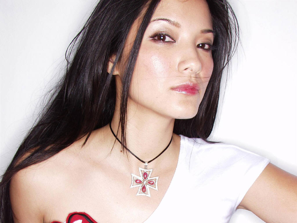 Kelly Hu